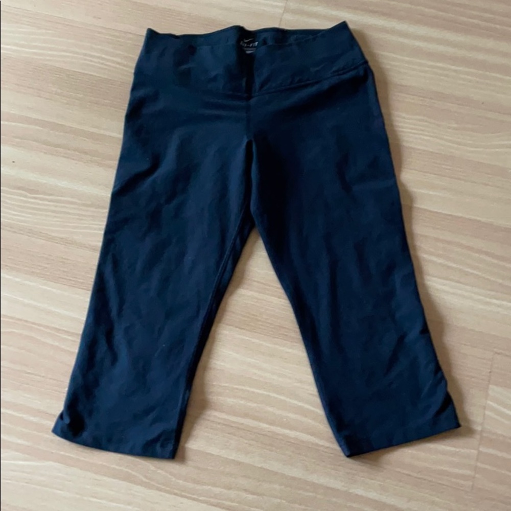 Nike dry fit medium yoga pants workout pants